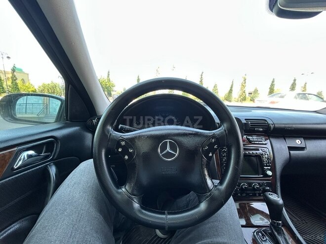 Mercedes C 220 2002, 593,000 km - 2.2 l - Sumqayıt