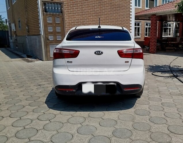 Kia Rio 2015, 241,299 km - 1.6 l - Masallı