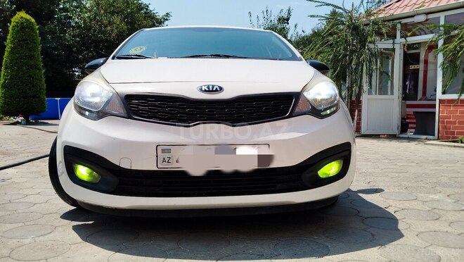 Kia Rio 2015, 241,299 km - 1.6 l - Masallı