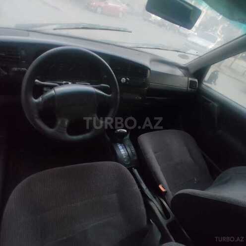 Volkswagen Vento 1995, 500,000 km - 2.0 l - Sumqayıt