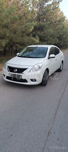 Nissan Sunny 2013, 258,000 km - 1.5 л - Şirvan