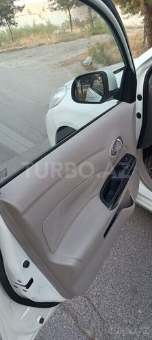 Nissan Sunny 2013, 258,000 km - 1.5 л - Şirvan
