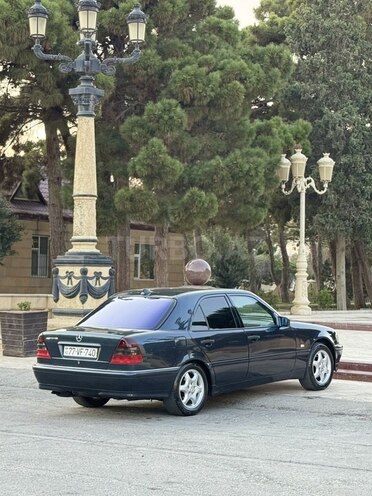 Mercedes C 240 1998, 286,868 km - 2.4 л - Bakı