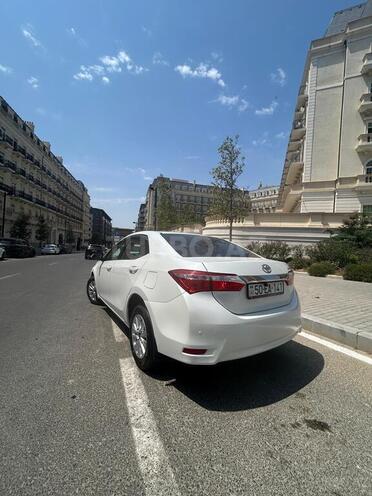 Toyota Corolla 2018, 72,600 km - 1.6 l - Bakı