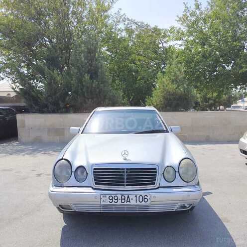 Mercedes E 220 1998, 84,500 km - 2.2 l - Bakı