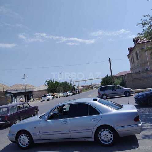 Mercedes E 220 1998, 84,500 km - 2.2 l - Bakı