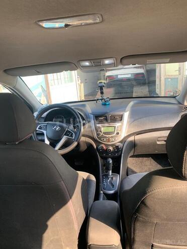 Hyundai Accent 2013, 337,000 km - 1.6 l - Bakı