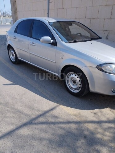 Chevrolet Lacetti 2006, 281,000 km - 1.4 l - Salyan