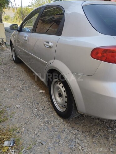 Chevrolet Lacetti 2006, 281,000 km - 1.4 l - Salyan