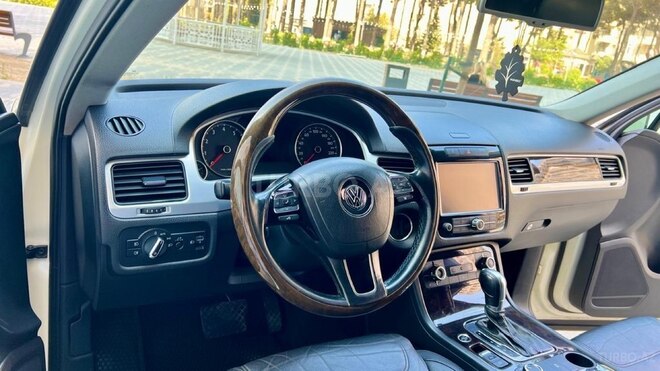 Volkswagen Touareg 2010, 188,000 km - 3.6 l - Bakı