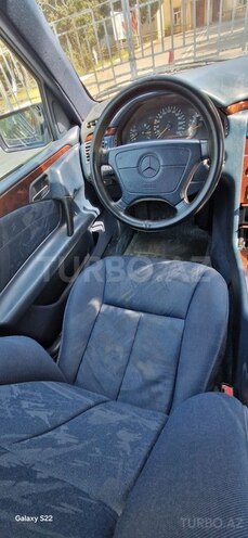 Mercedes E 240 1997, 450,000 km - 2.4 l - Bakı