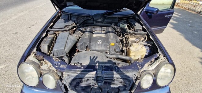 Mercedes E 240 1997, 450,000 km - 2.4 l - Bakı