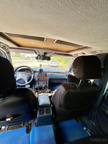 Mercedes E 200 2001, 38,000 km - 2.0 l - İmişli