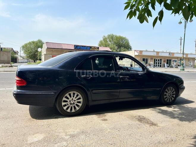 Mercedes E 200 2001, 38,000 km - 2.0 l - İmişli