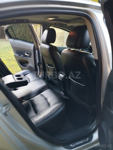Chevrolet Cruze 2013, 384,999 km - 1.4 l - Yevlax