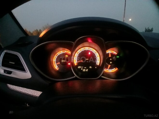 LADA (VAZ) Vesta SW Cross 2019, 121,000 km - 1.8 l - Sumqayıt