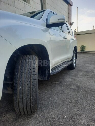 Toyota Land Cruiser Prado 2010, 155,800 km - 2.7 l - Bakı