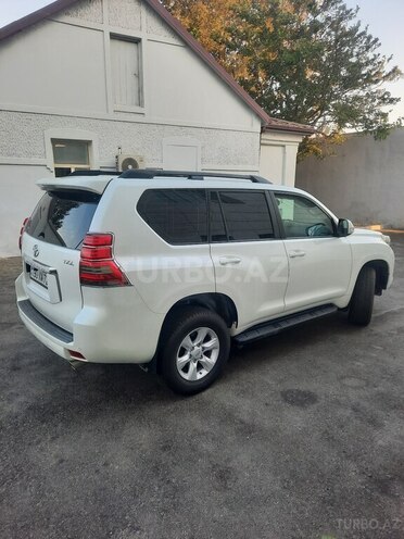 Toyota Land Cruiser Prado 2010, 155,800 km - 2.7 l - Bakı