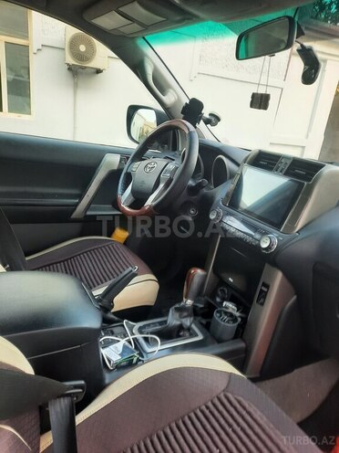 Toyota Land Cruiser Prado 2010, 155,800 km - 2.7 l - Bakı