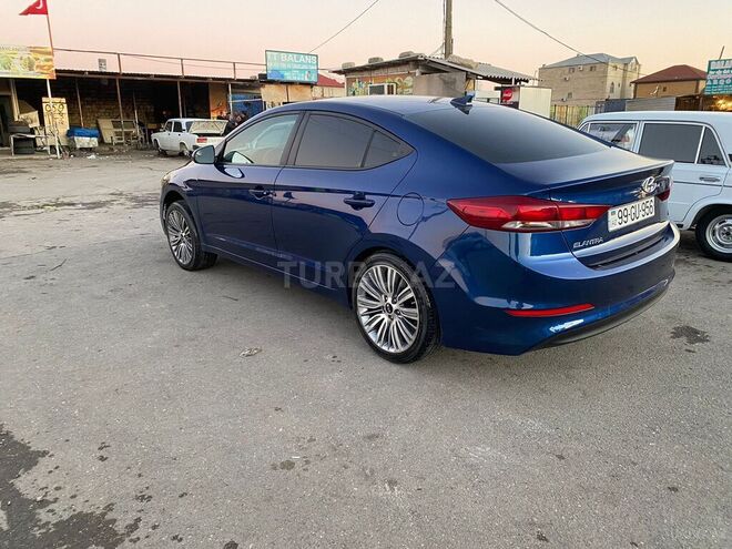 Hyundai Elantra 2017, 120,500 km - 2.0 l - Bakı