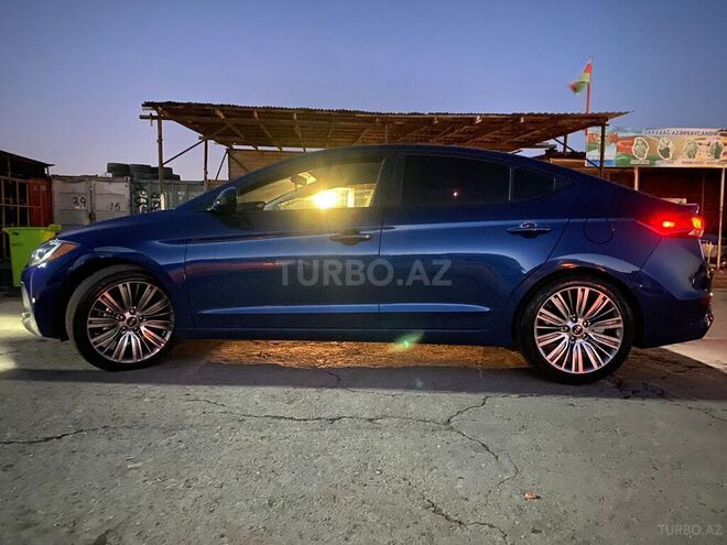 Hyundai Elantra 2017, 120,500 km - 2.0 l - Bakı