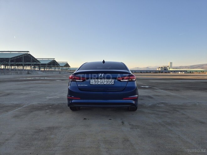 Hyundai Elantra 2017, 120,500 km - 2.0 l - Bakı