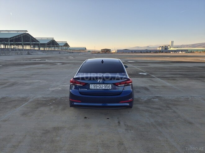 Hyundai Elantra 2017, 120,500 km - 2.0 l - Bakı