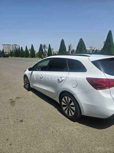 Kia  2014, 151,000 km - 1.6 l - Gəncə