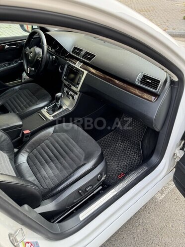 Volkswagen Passat 2011, 355,000 km - 1.8 л - Bakı
