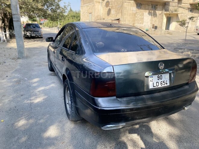 Volkswagen Passat 2000, 241,041 km - 1.8 l - Sumqayıt