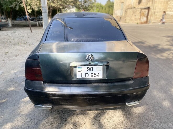 Volkswagen Passat 2000, 241,041 km - 1.8 l - Sumqayıt