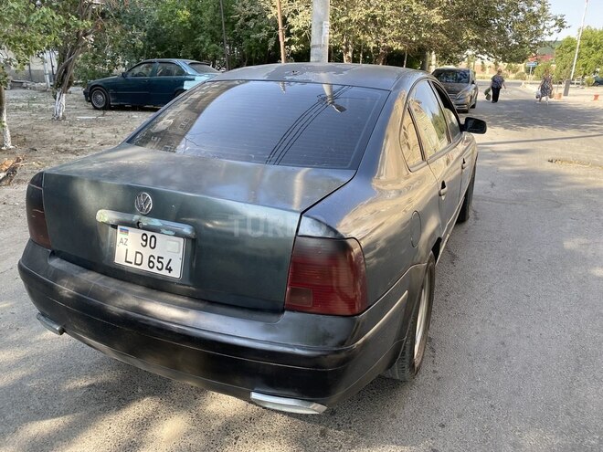 Volkswagen Passat 2000, 241,041 km - 1.8 l - Sumqayıt