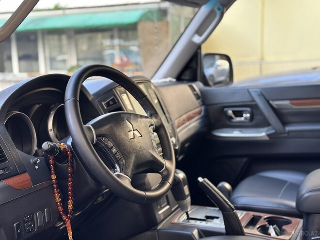 Mitsubishi Pajero 2008, 265,000 km - 3.0 l - Bakı