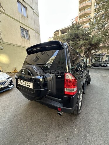 Mitsubishi Pajero 2008, 265,000 km - 3.0 l - Bakı