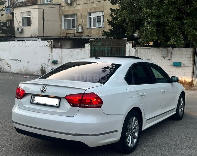 Volkswagen Passat 2012, 280,000 km - 2.5 л - Bakı