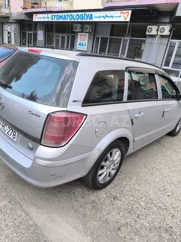 Opel Astra 2005, 347,000 km - 1.4 l - Qusar