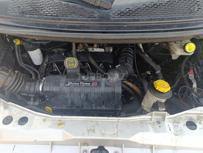 Ford Transit 2002, 652,341 km - 2.0 l - Saatlı