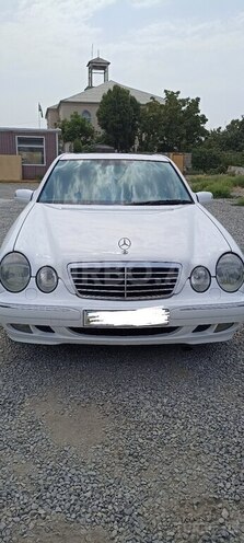 Mercedes E 320 2000, 266,000 km - 3.2 l - Bərdə