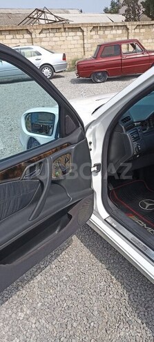 Mercedes E 320 2000, 266,000 km - 3.2 l - Bərdə
