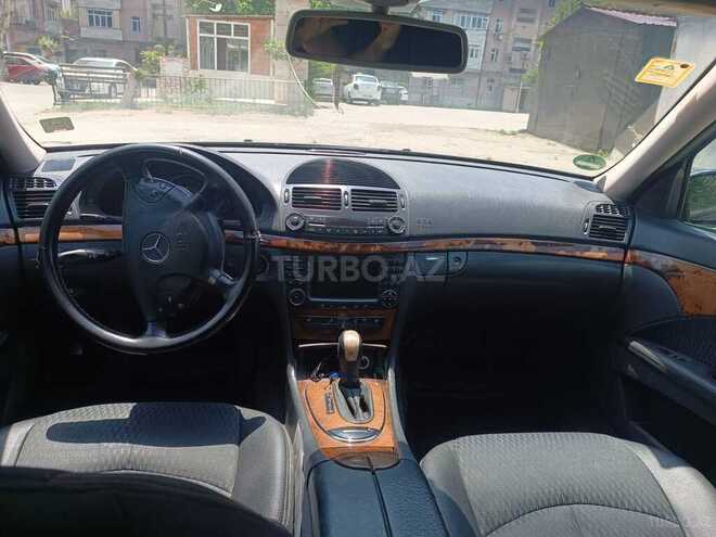 Mercedes E 270 2004, 343,000 km - 2.7 l - Sumqayıt