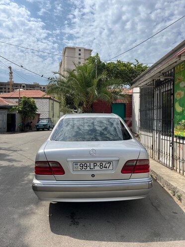 Mercedes E 200 2000, 398,842 km - 2.0 l - Bakı