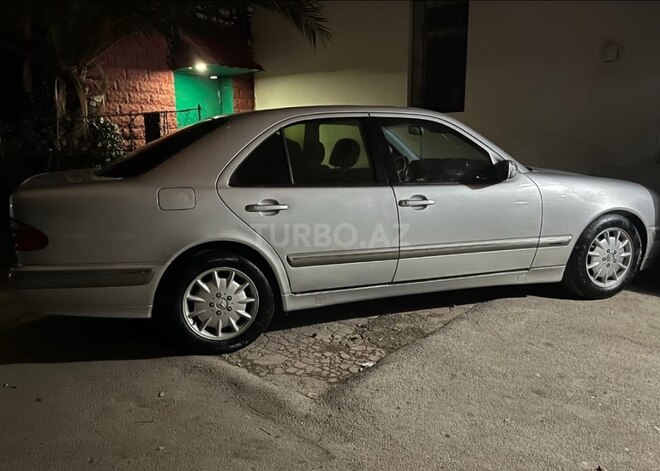 Mercedes E 200 2000, 398,842 km - 2.0 l - Bakı