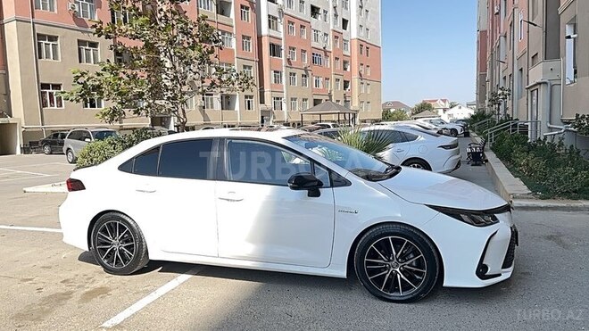 Toyota Corolla 2023, 35,000 km - 1.8 l - Bakı