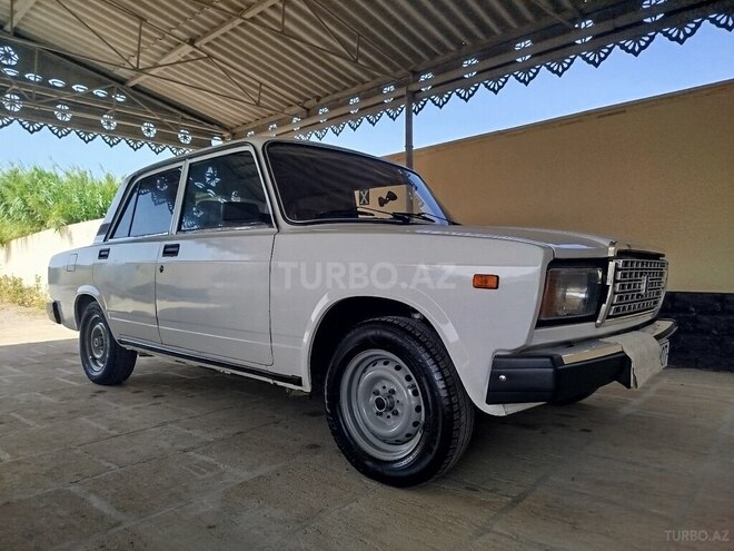 LADA (VAZ) 2107 2003, 165,269 km - 1.6 l - Salyan