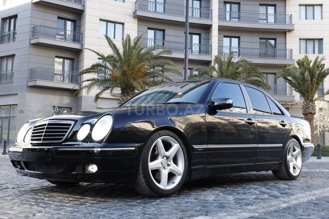Mercedes E 280 2001, 233,613 km - 2.8 l - Bakı