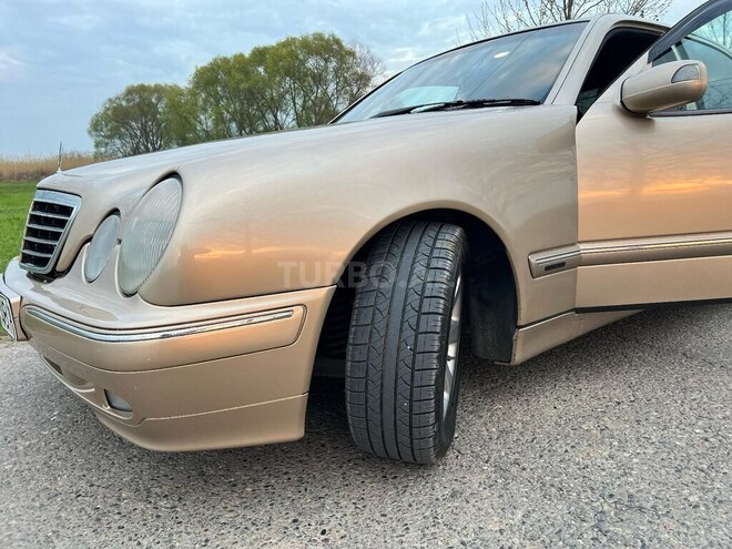Mercedes E 240 1999, 277,000 km - 2.4 l - Füzuli