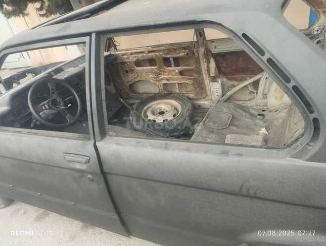 BMW Alpina  1979, 200,000 km - 2.8 l - Qusar