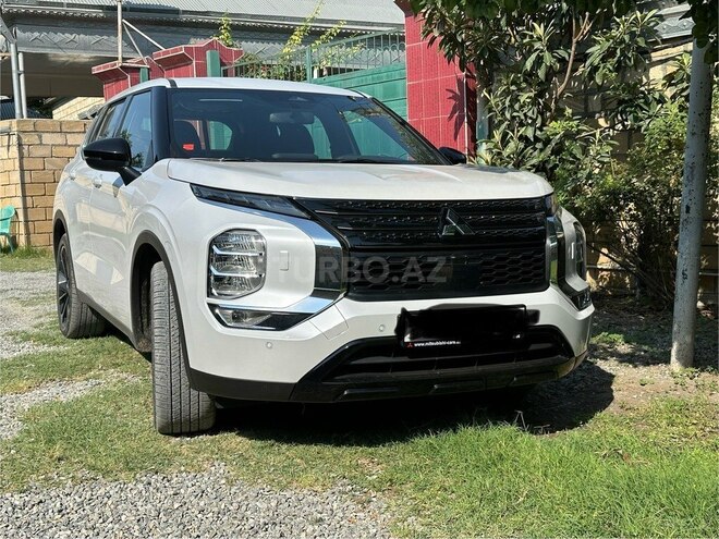 Mitsubishi Outlander 2023, 14,000 km - 2.5 л - Bərdə
