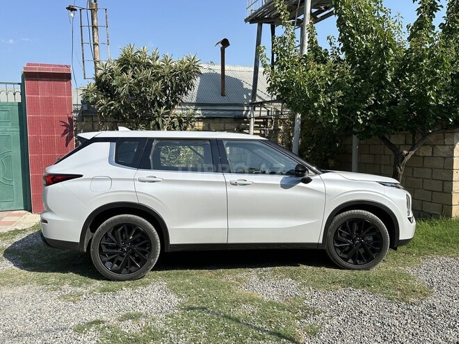 Mitsubishi Outlander 2023, 14,000 km - 2.5 л - Bərdə