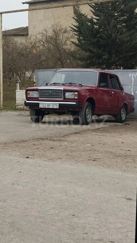 LADA (VAZ) 2107 2005, 70,000 km - 1.6 l - Salyan